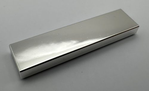 2431 Chrome Silver Tile 1 x 4   Part:2431 chromed by Bubul